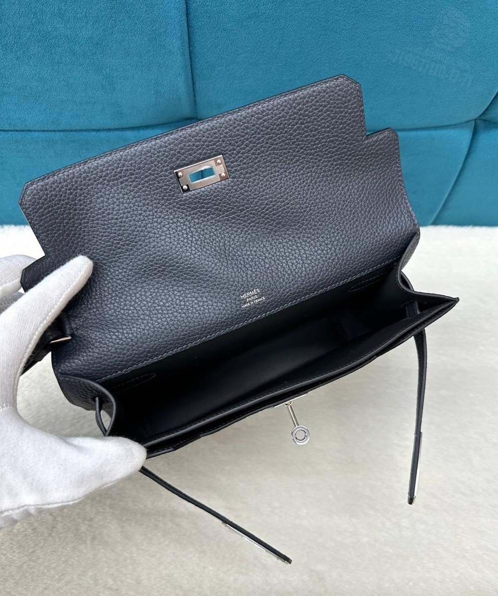Сумка через плечо Hermes Kelly Depeches 25