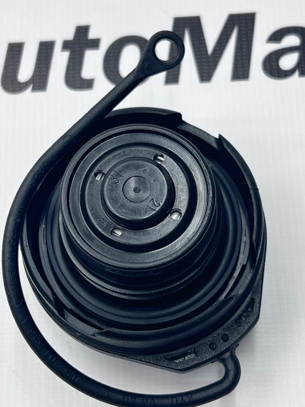 Крышка топливного бака Фольксваген Поло/Шкода Рапид. 1J0201553AH. Оригинал.