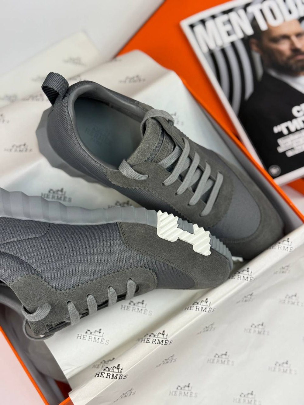 Кроссовки Hermes