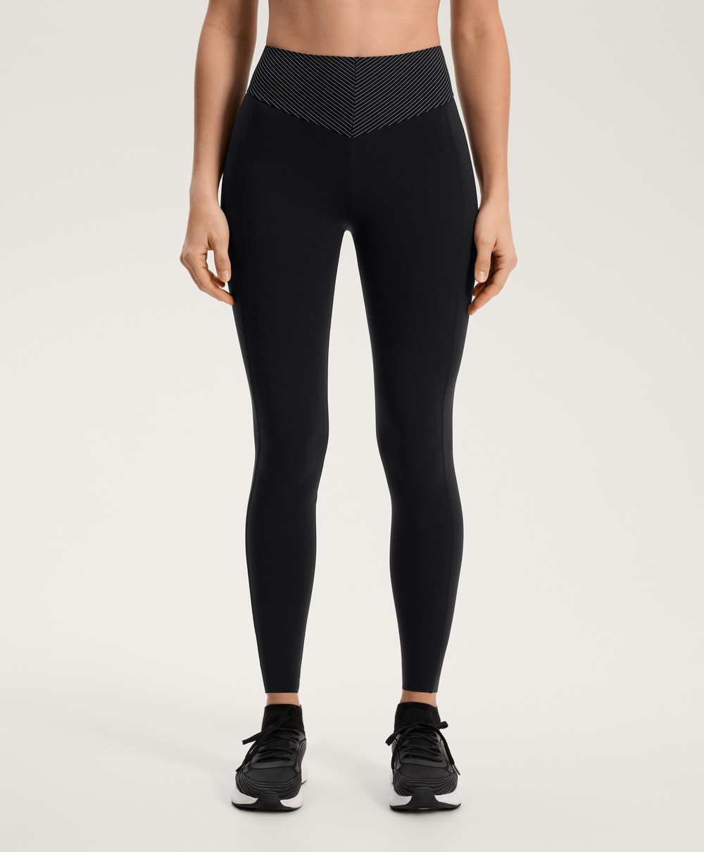 OYSHO Легинсы Compressive длиной до щиколотки с высокой посадкой и вырезом на талии, черный