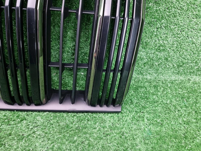 Решетка радиатора Toyota LC Prado 150 17-нв Black