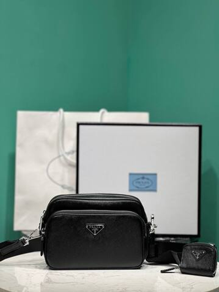 Сумка-мессенджер Prada