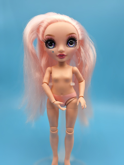 Кукла Рейнбоу Хай Rainbow High Bella Junior
