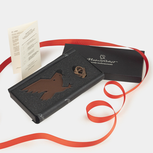 Брелок Aigle из кожи теленка, цвета карамель