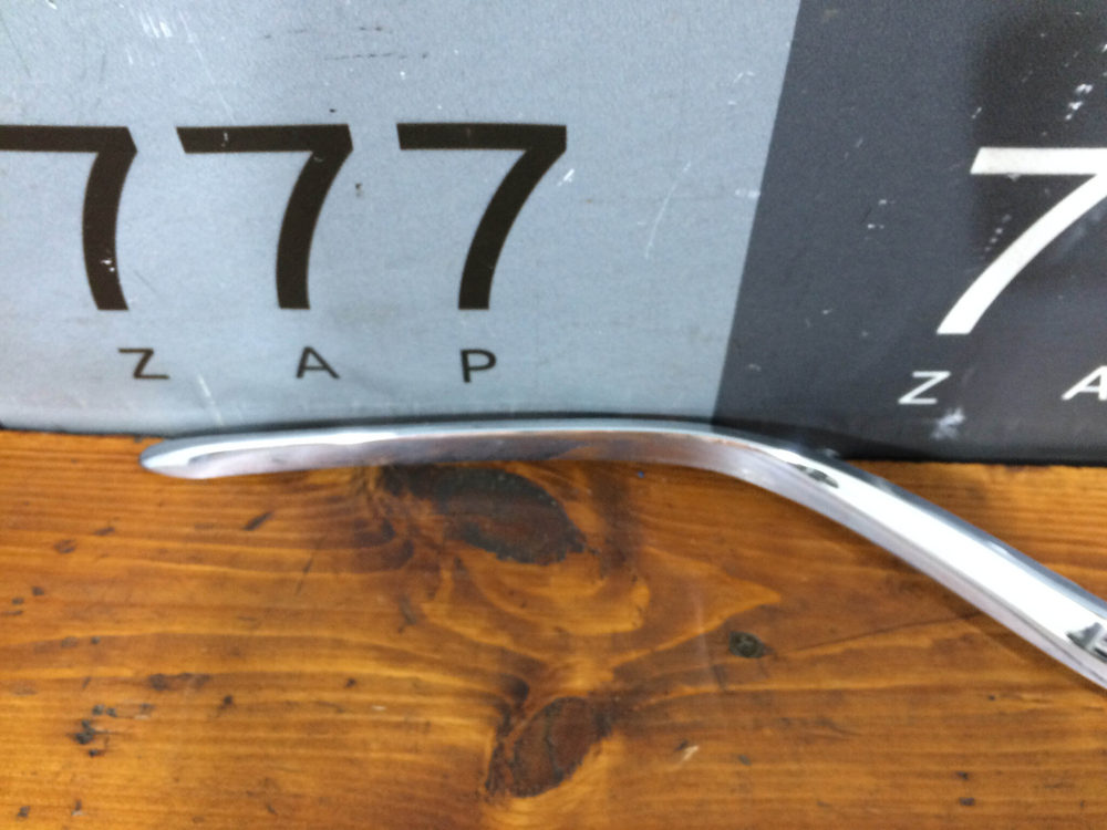 Молдинг заднего бампера Mercedes E (W213) 16-21 Б/У Оригинал A2138857001