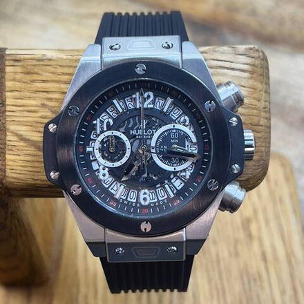 Часы Hublot