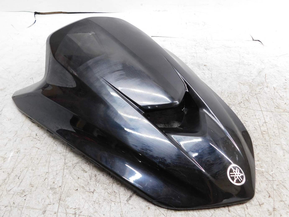 пластик передний Yamaha Majesty 155 1DK-F8345
