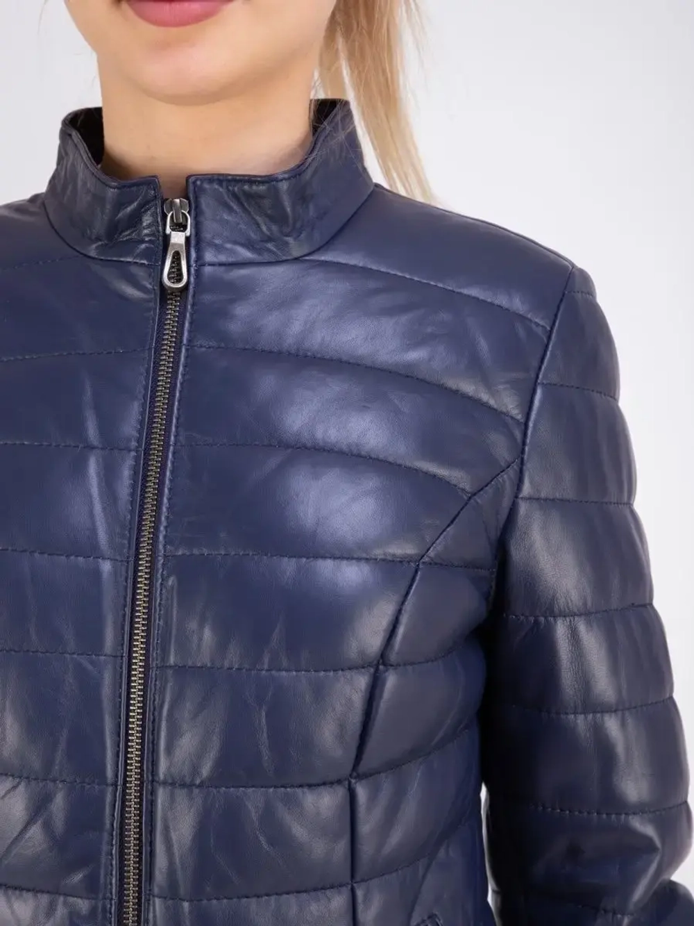 Куртка женская из натуральной кожи короткая Турция