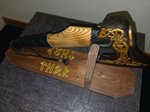 Позолоченный топор "Тор"(от кузницы Благодарствие)