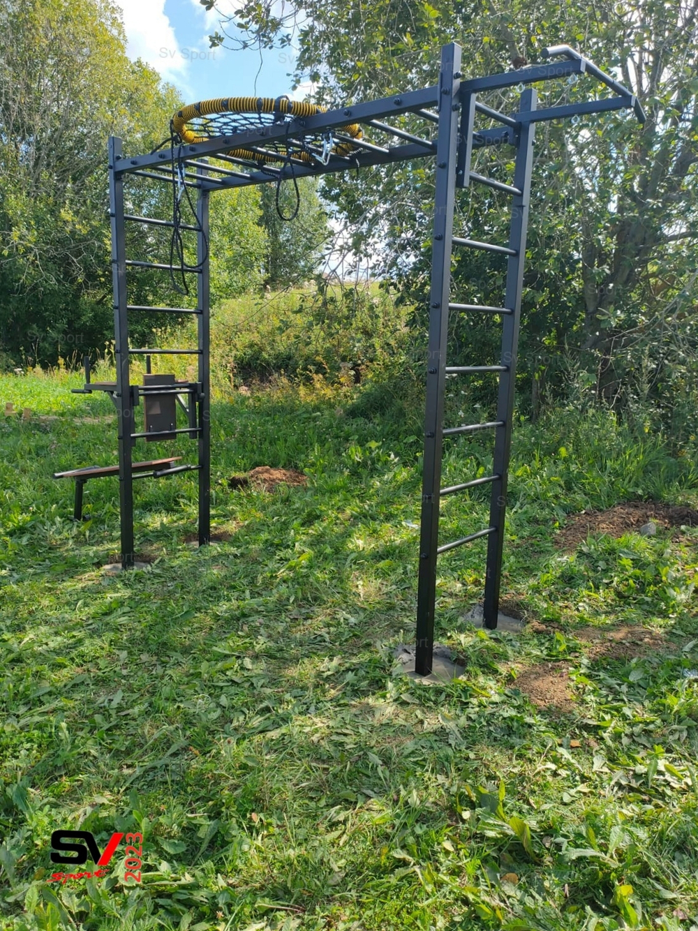Монтаж уличной шведской стенки Sv Sport Рукоход (4 вертикальных столба)