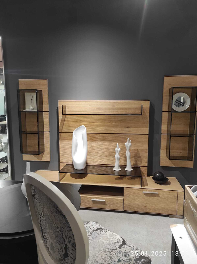 Стенка в Гостинную