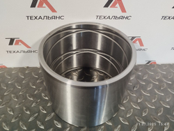 Втулка 21N-70-11181