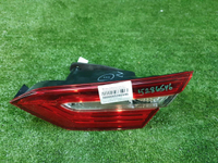 Фонарь правый внут Toyota Camry xv70 17-нв галоген