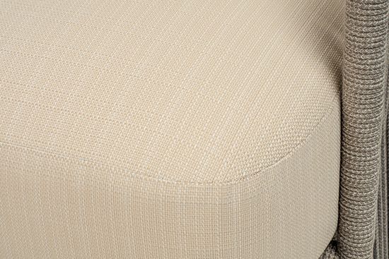 "Альбано" кресло плетеное из роупа, каркас алюминий светло-серый (RAL7035) муар, роуп серый меланж круглый, ткань Mossle светло-бежевая