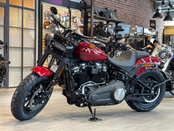 Fat Bob 114 (Fxfbs), Softail, Harley-Davidson Stiletto Red 2020