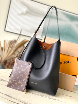 Louis Vuitton Low Key Hobo MM