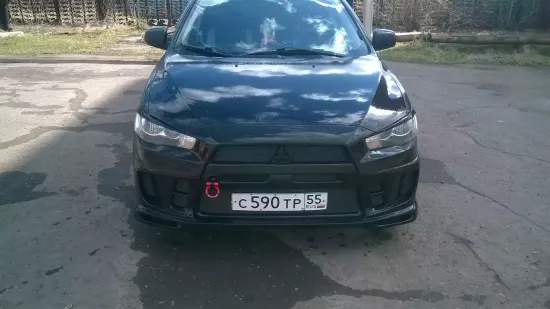 Бампер передний EXTREME для Mitsubishi Lancer 10