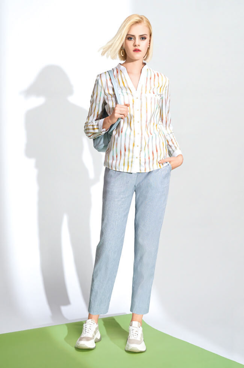 22094 Блузка женская (молочный принт)