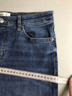 Джинсы Mango актуальные, маркировка 38, визуально на 44 размер