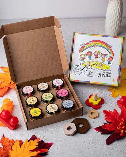 Подарочный набор медового суфле HoneyForYou с пожеланиями (9 вкусов крем-меда) воспитателю