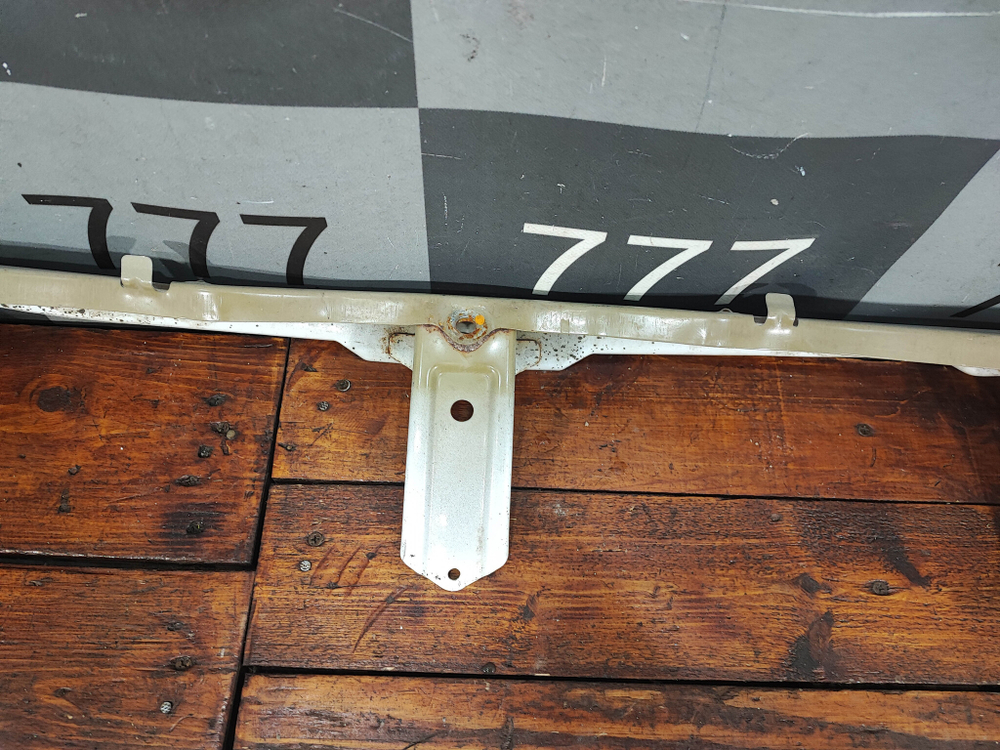 Усилитель заднего бампера Mitsubishi Pajero Sport 3 15-нв Б/У Оригинал 6410D102