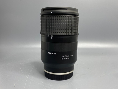 Tamron 28-75mm 2.8 Di III RXD Sony E Пылинки