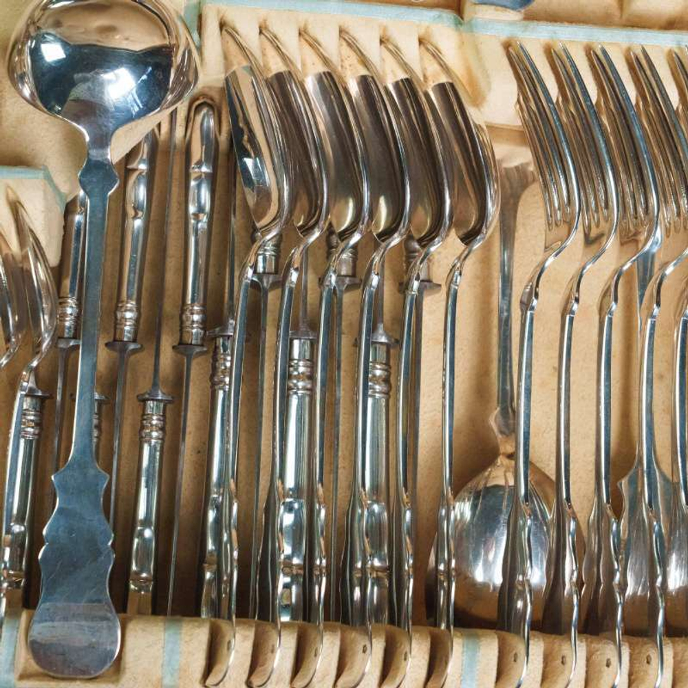 Комплект столовых приборов на 6 персон (54 предмета)