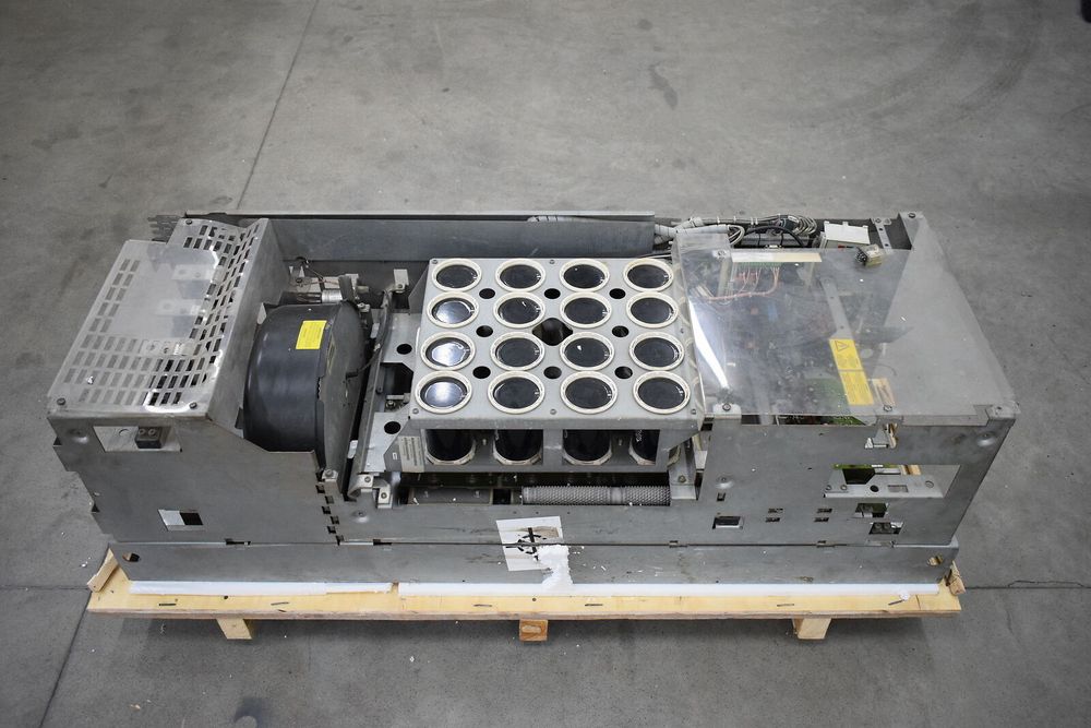 SIEMENS 6SE7032-0FG60-Z