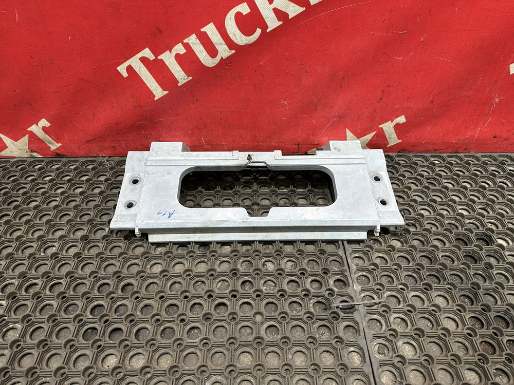 Накладка бампера