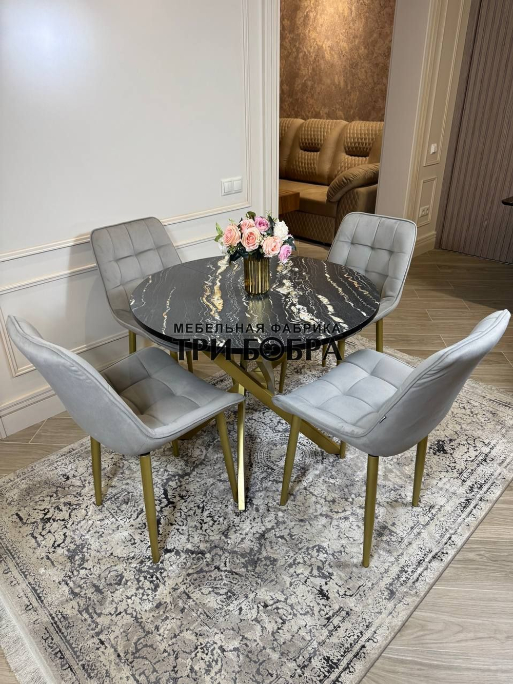 Круглый раздвижной стол "Лофт", луанда и стулья "Бостон" серые