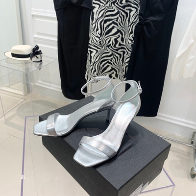 Saint Laurent Pumps