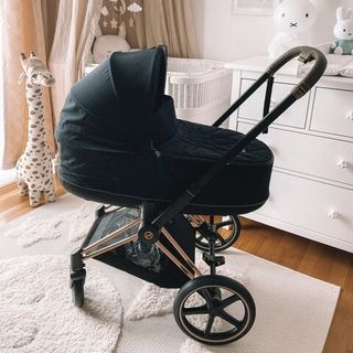 КОЛЯСКИ И АВТОКРЕСЛА