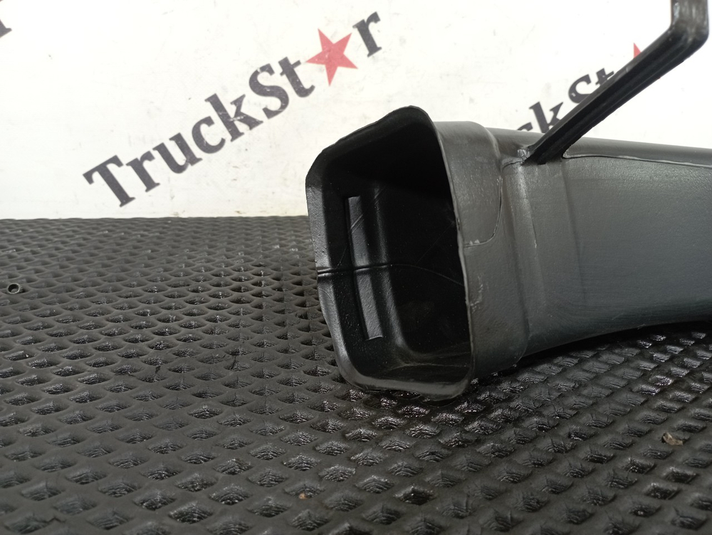 Воздуховод отопителя