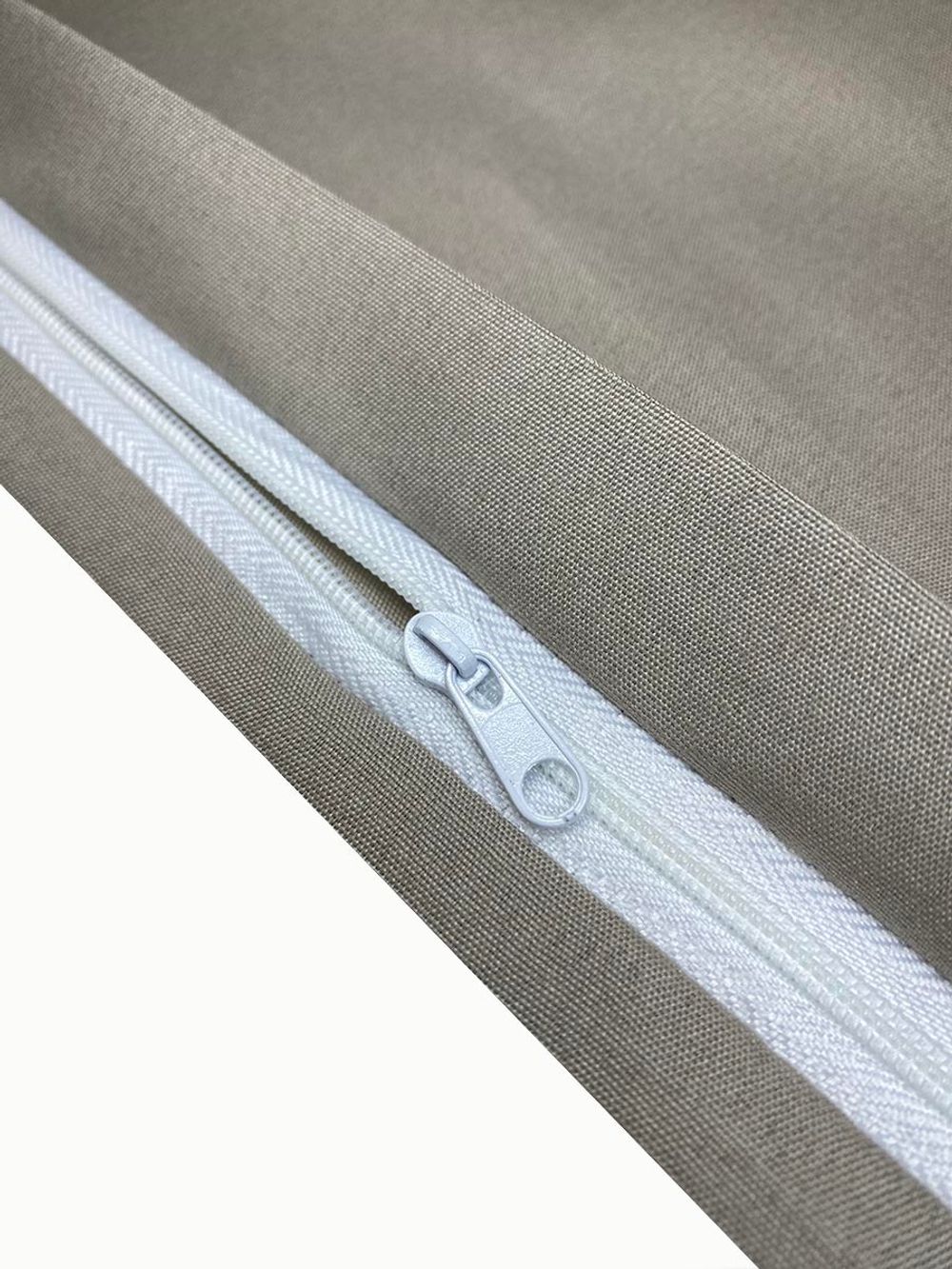 Наволочка 1шт Полисатин Simple House "Теплый серый" 70x70 см