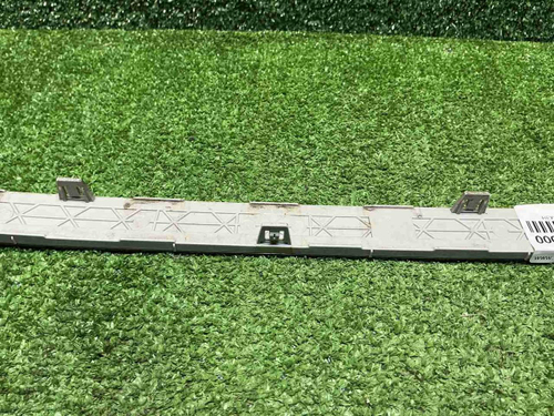 Катафот центральный Hyundai Santa Fe 4 TM (20-24)