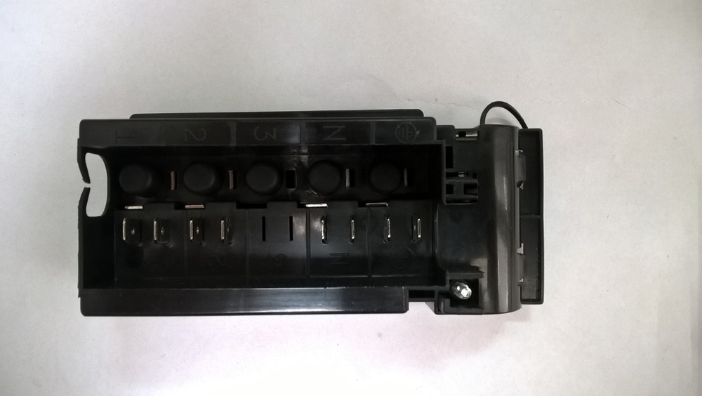 Клеммная коробка для плит Икеа, Электролюкс 3877778609