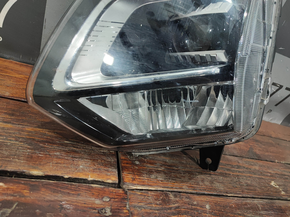 Фара левая Omoda C5 22-нв Б/У Оригинал 605000530AA