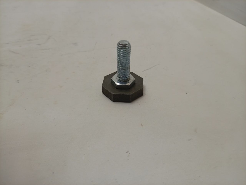 WFXI2840EU кт22 Ножка передняя стиральной машины Bosch 00040302 б/у