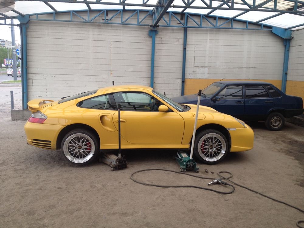 996 Turbo 3.6 & BBS LM 19" brilliant silver