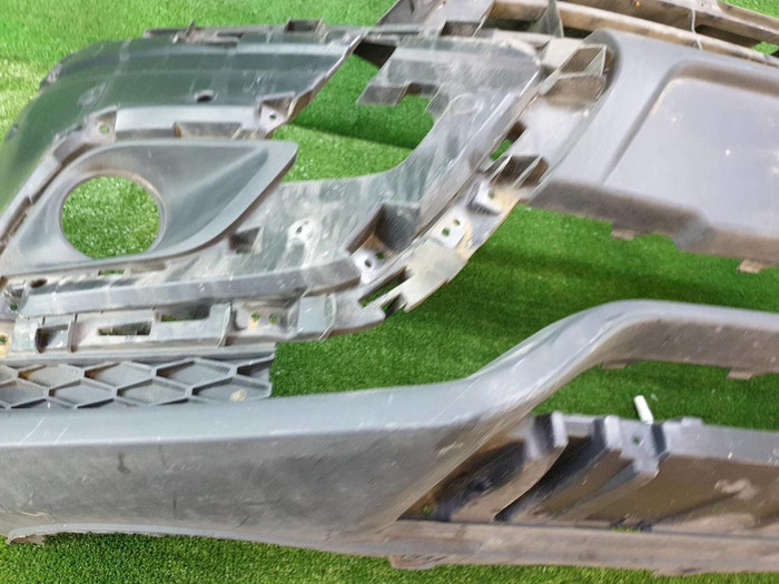 Бампер передний Lada Vesta (2015-н.в.) Cross