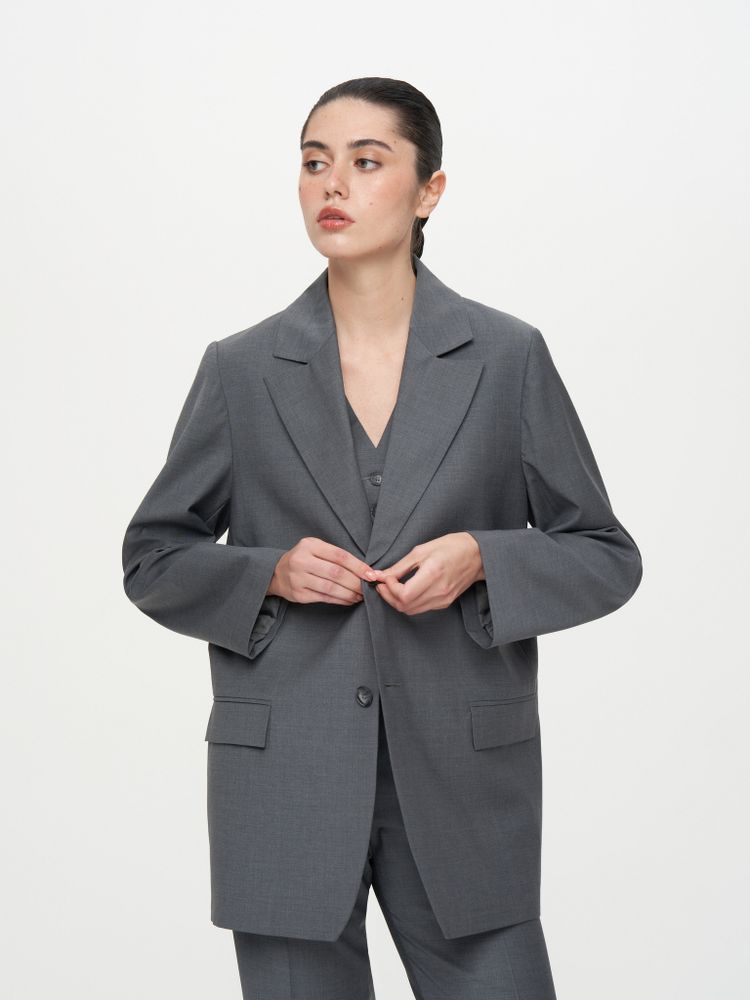 Жакет однобортный прямого силуэта