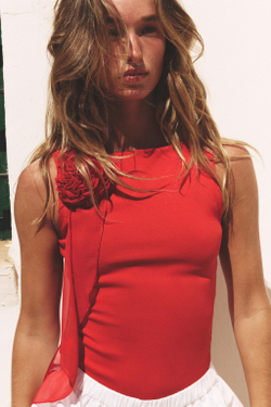 ZARA ТОП С ЦВЕТКОМ БЕЗ РУКАВОВ, КРАСНЫЙ
