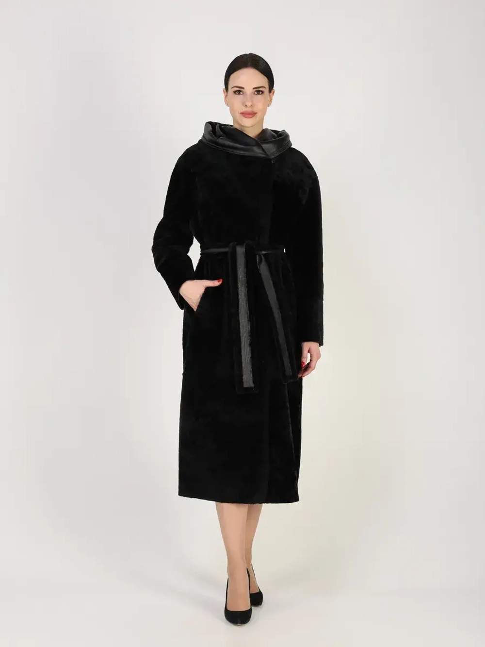 Дубленка зимняя шуба натуральная с капюшоном двухсторонняя