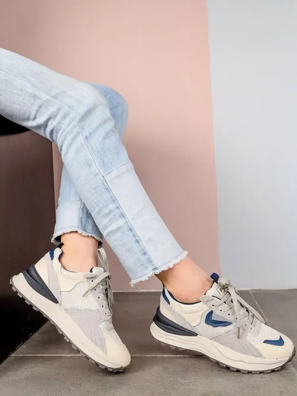 Кроссовки женские натуральная кожа