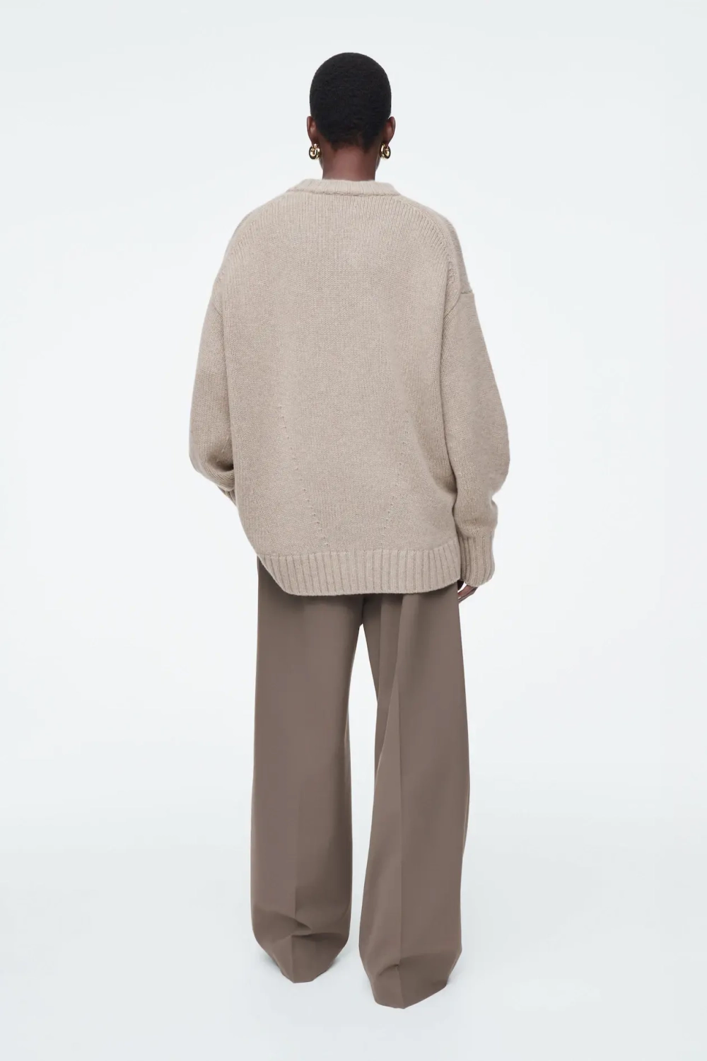 COS КАШЕМИРОВЫЙ СВИТЕР ГРУБОЙ ВЯЗКИ, БЕЖЕВЫЙ