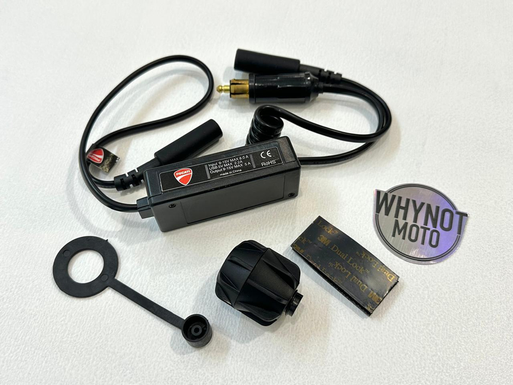 Ducati Performance Удлинитель питания с выходом USB 96680441A