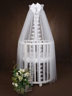 Балдахин с кружевом и брошью "Версаль"