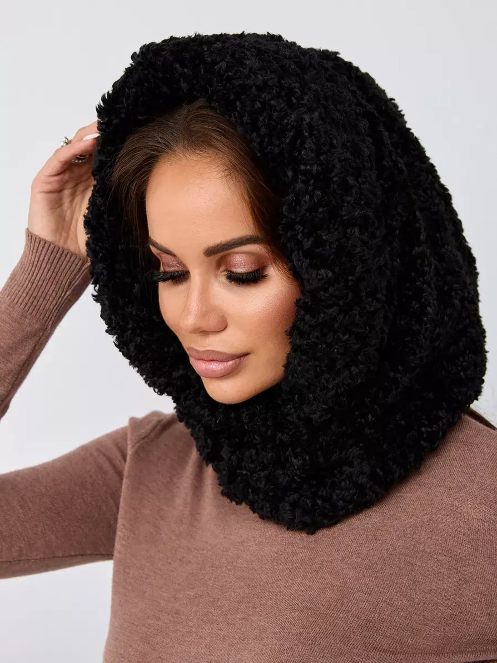 Капор зимний вязаный капюшон на флисе