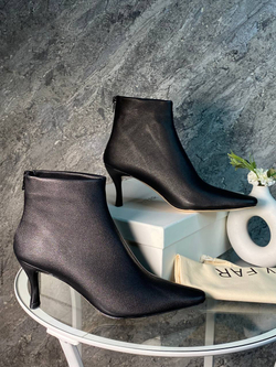 Ботильоны BY FAR