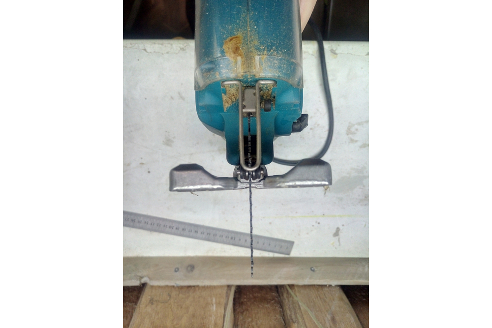 Электролобзик Makita 4329